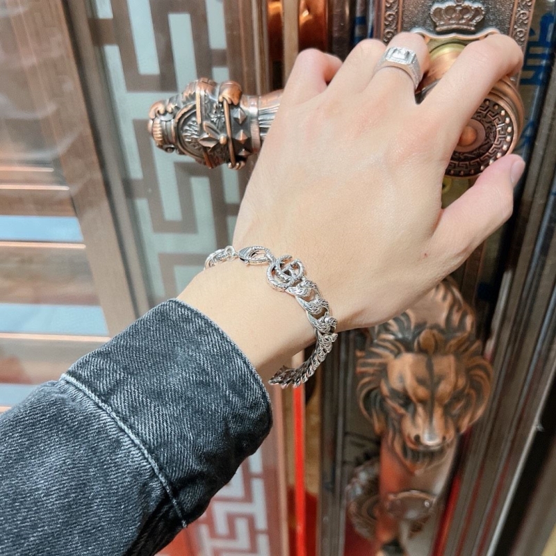 Gvc*1 bracelets